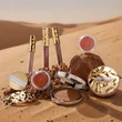 Kép 4/7 - Catrice DESERT DUNE Csillogó Folyékony Szemhéjfesték C02 Endless Sands