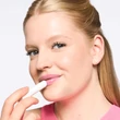 Kép 2/9 - essence JUICY BOMB glossy butter balm 02