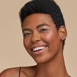 Kép 3/6 - Catrice All Over Glow Tint Folyékony Highlighter 020
