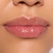 Kép 6/10 - Catrice Glossin' Glow Színezett Ajakolaj 060