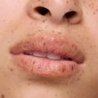 Kép 6/8 - Essence lip care SUGAR SCRUB ajakradír 02