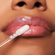 Kép 2/4 - essence Meta Glow Multi-Reflective szájfény