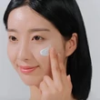 Kép 5/7 - SKIN1004 Madagascar Centella Hyalu-Cica WATER-FIT Sun Serum SPF50+ PA++++ 50ml