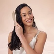 Kép 3/5 - Tangle Teezer Ultimate Detangler Chrome Neo Gold Hajkefe