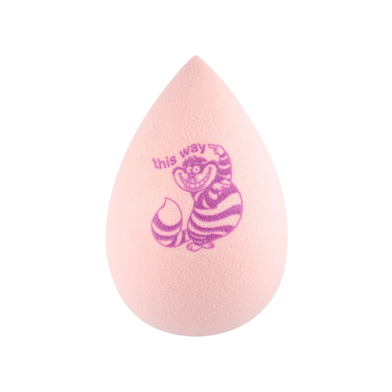 essence Disney Alice in Wonderland colour-changing make-up sponge 01 This Way Or That Way?
